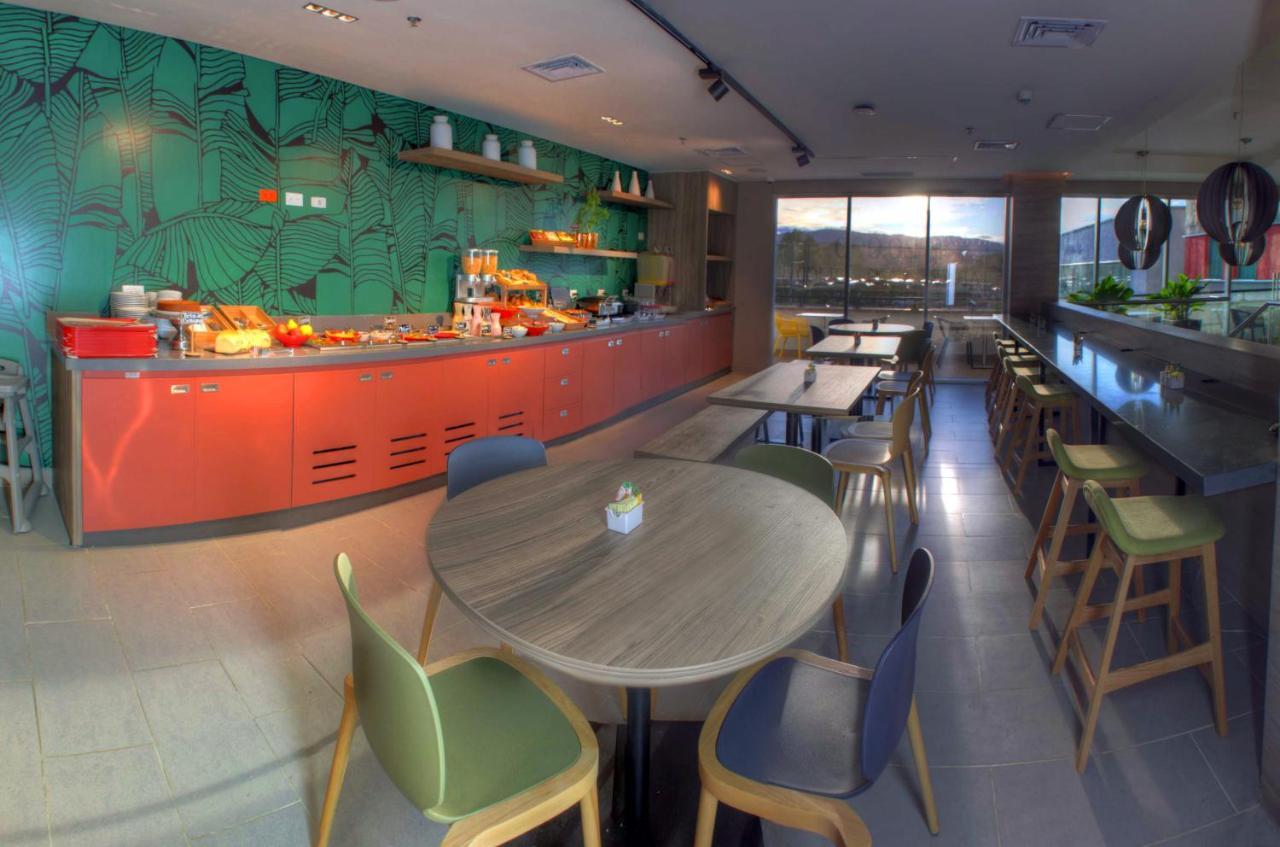 Ibis Apartadó 외부 사진